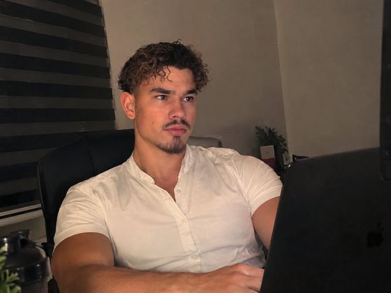 Simon